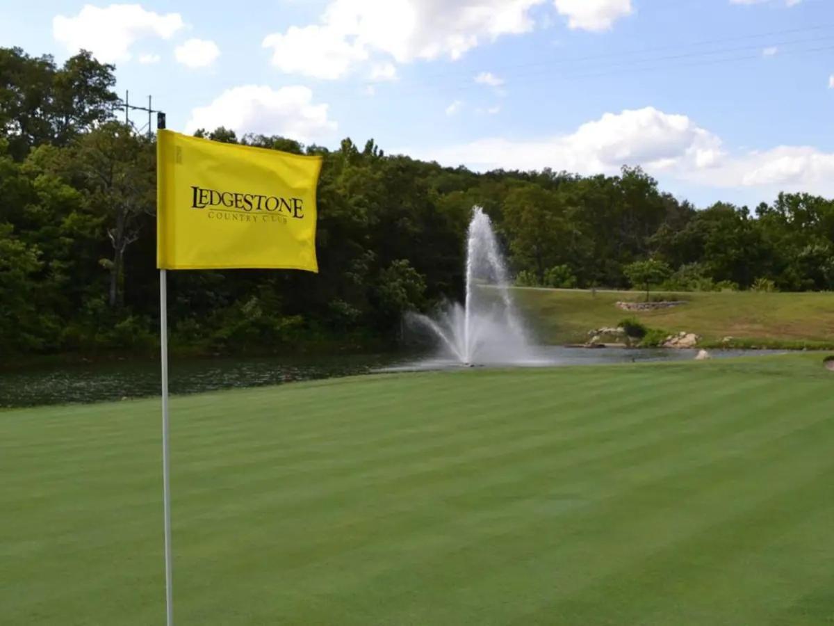 בראנסון Golf On Site - Walk-In Shower - Jetted Tub - Free Attraction Tickets Included מראה חיצוני תמונה