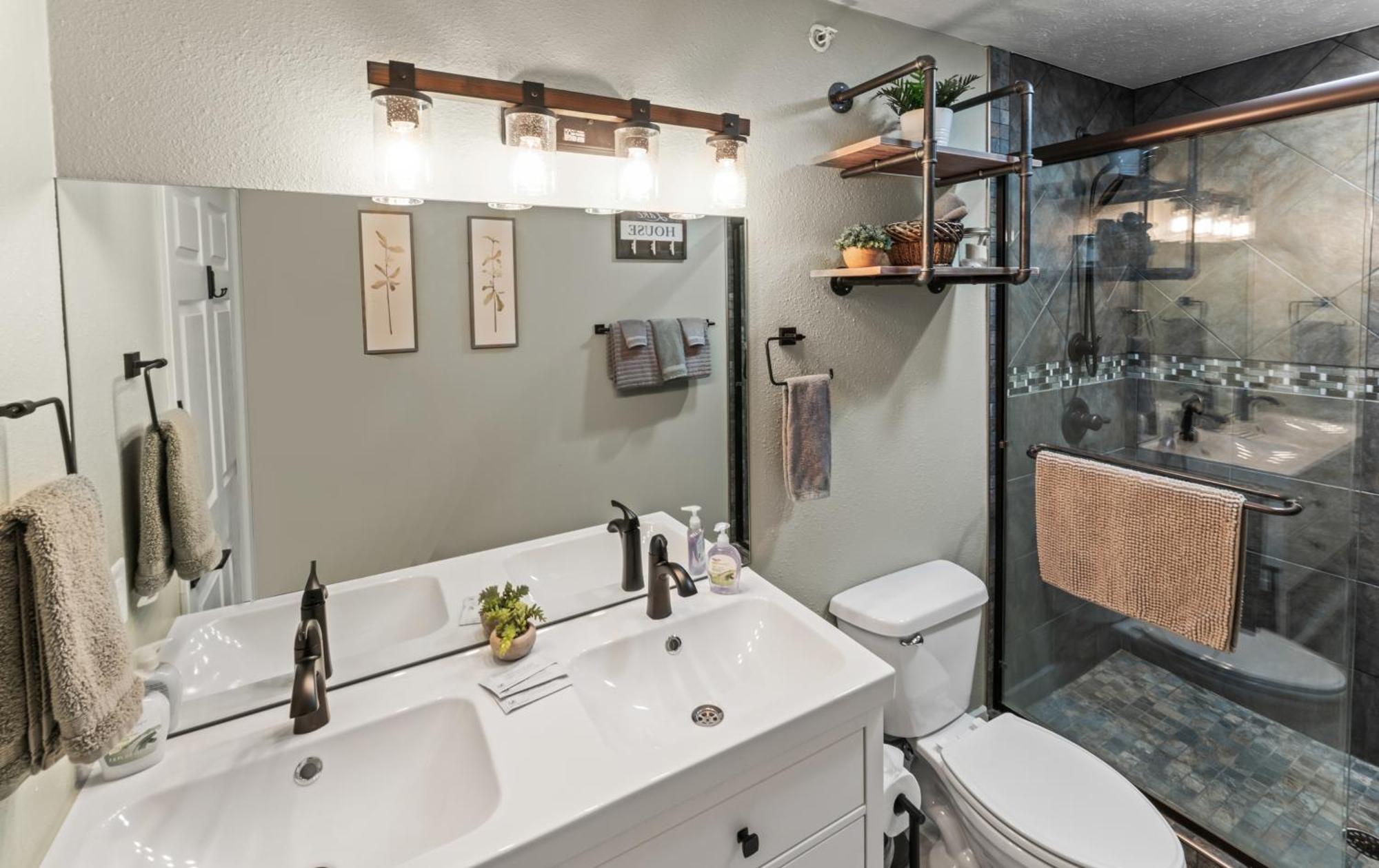 בראנסון Golf On Site - Walk-In Shower - Jetted Tub - Free Attraction Tickets Included מראה חיצוני תמונה